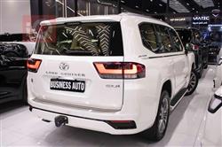 تۆیۆتا لاند کروزەر